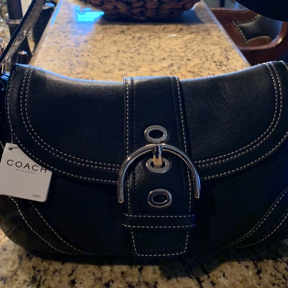 COACH SOHO Small Flap Buckle Hobo (NWT) - Picture 2 of 7